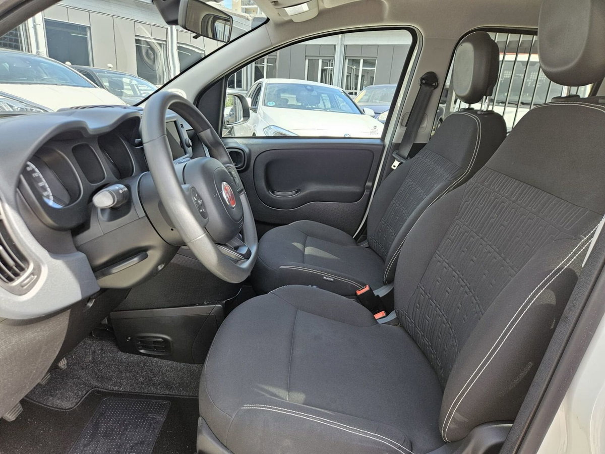 Fiat Panda 1.0 FireFly S&S Hybrid City Cross (8)