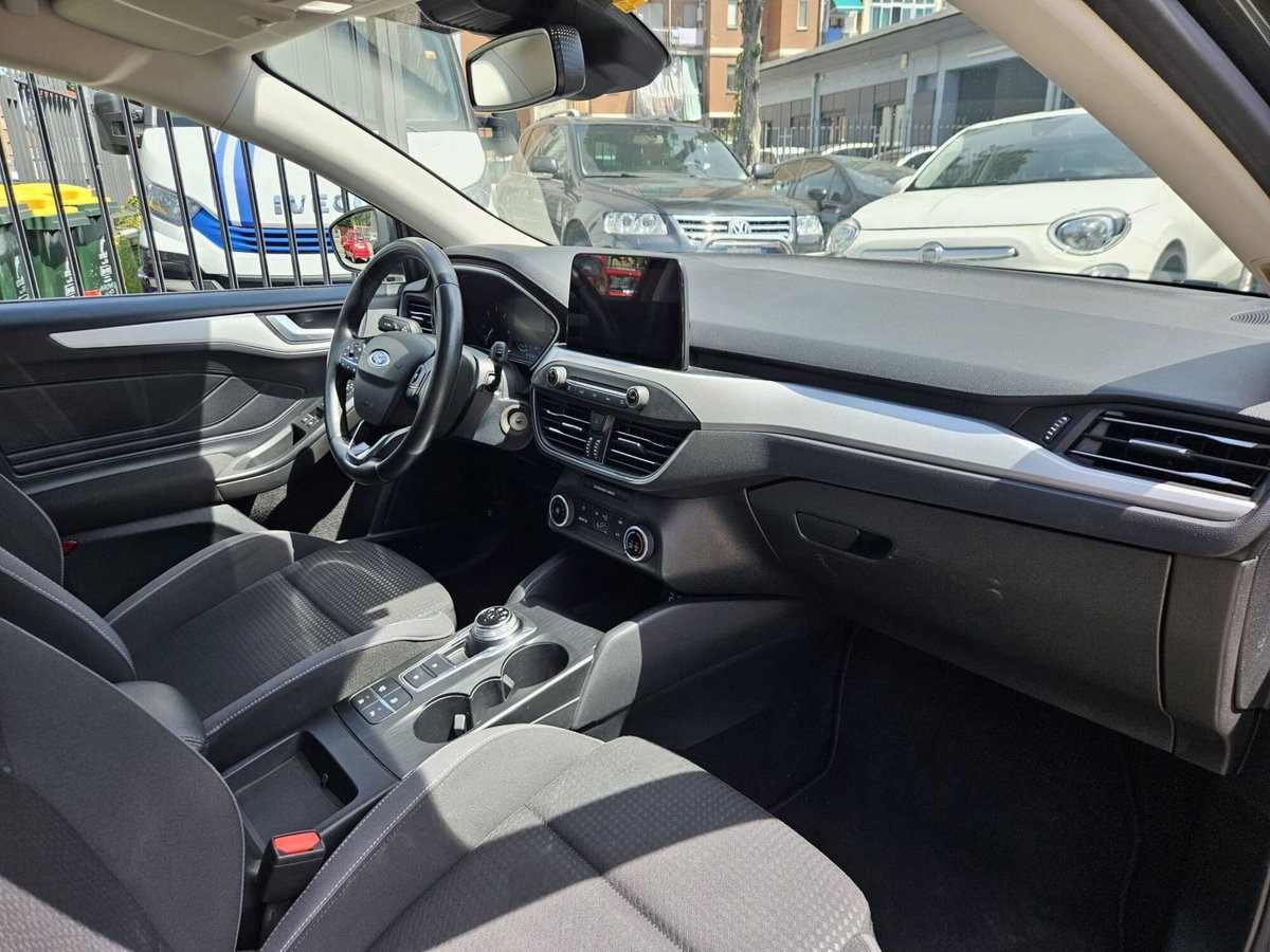 Ford Focus Station Wagon 1.5 EcoBlue 120 CV automatico SW Business (16)