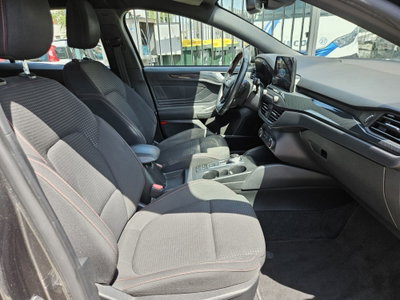 Ford Focus Station Wagon 1.5 TDCi 120 CV Start&Stop SW ST Line (11)