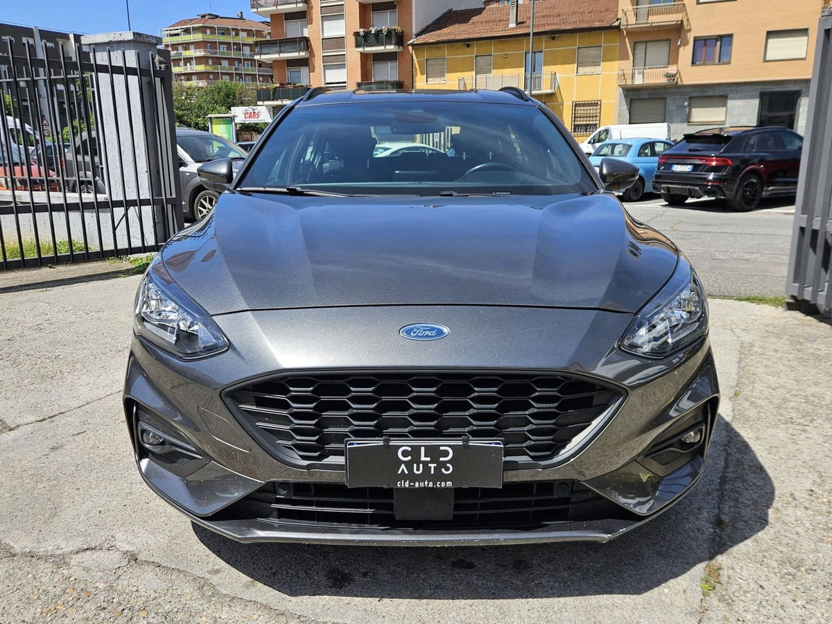 Ford Focus Station Wagon 1.5 TDCi 120 CV Start&Stop SW ST Line (2)