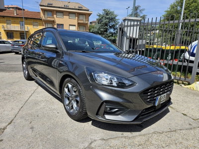 Ford Focus Station Wagon 1.5 TDCi 120 CV Start&Stop SW ST Line (3)
