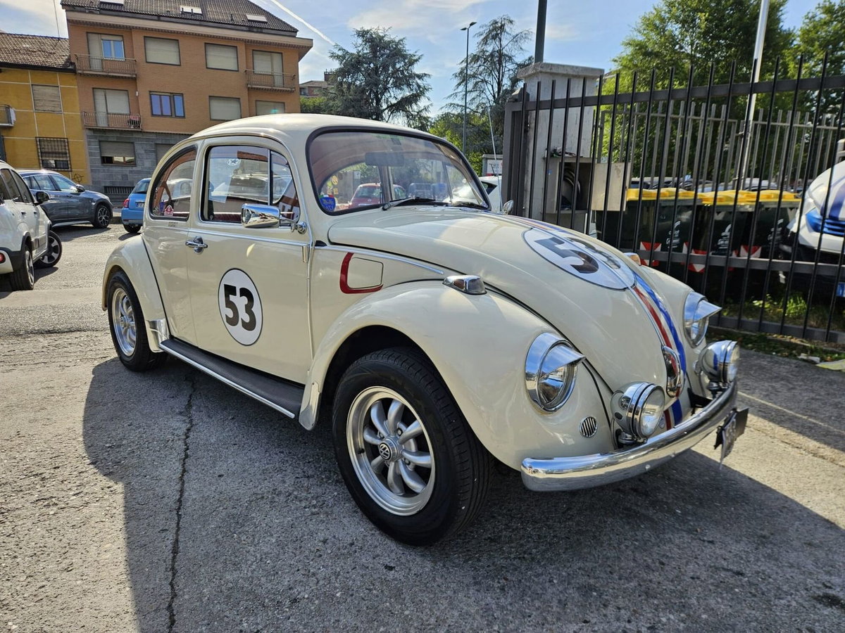 Volkswagen Maggiolino 1.2 TSI Design (3)