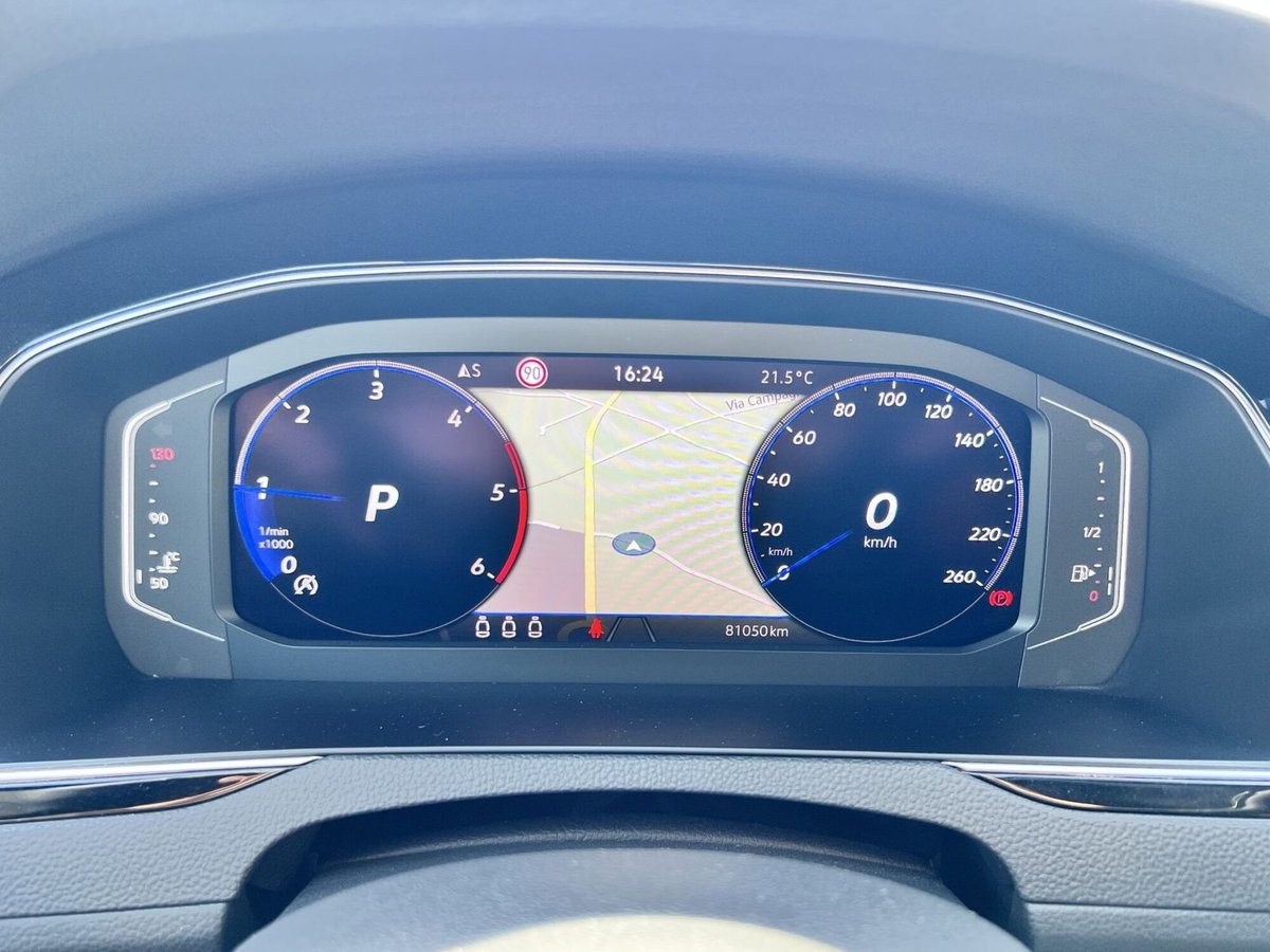 Volkswagen Passat Variant 2.0 TDI SCR 200 CV 4MOTION DSG Executive (13)