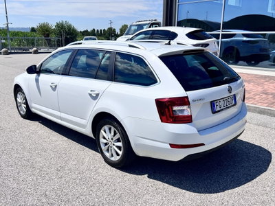 Skoda Octavia Station Wagon 1.6 TDI CR 110 Wagon Executive GreenLine (4)