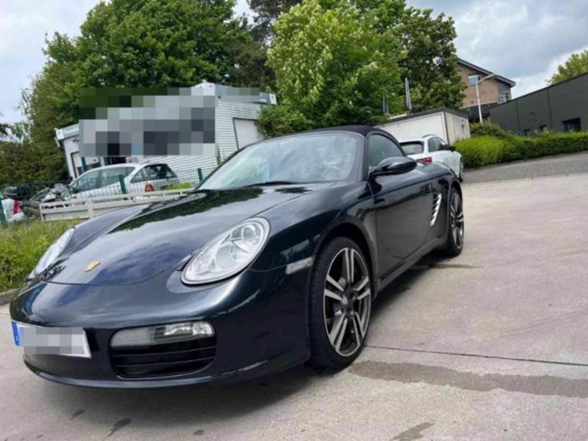 Porsche Boxster 2.7 24V (2)
