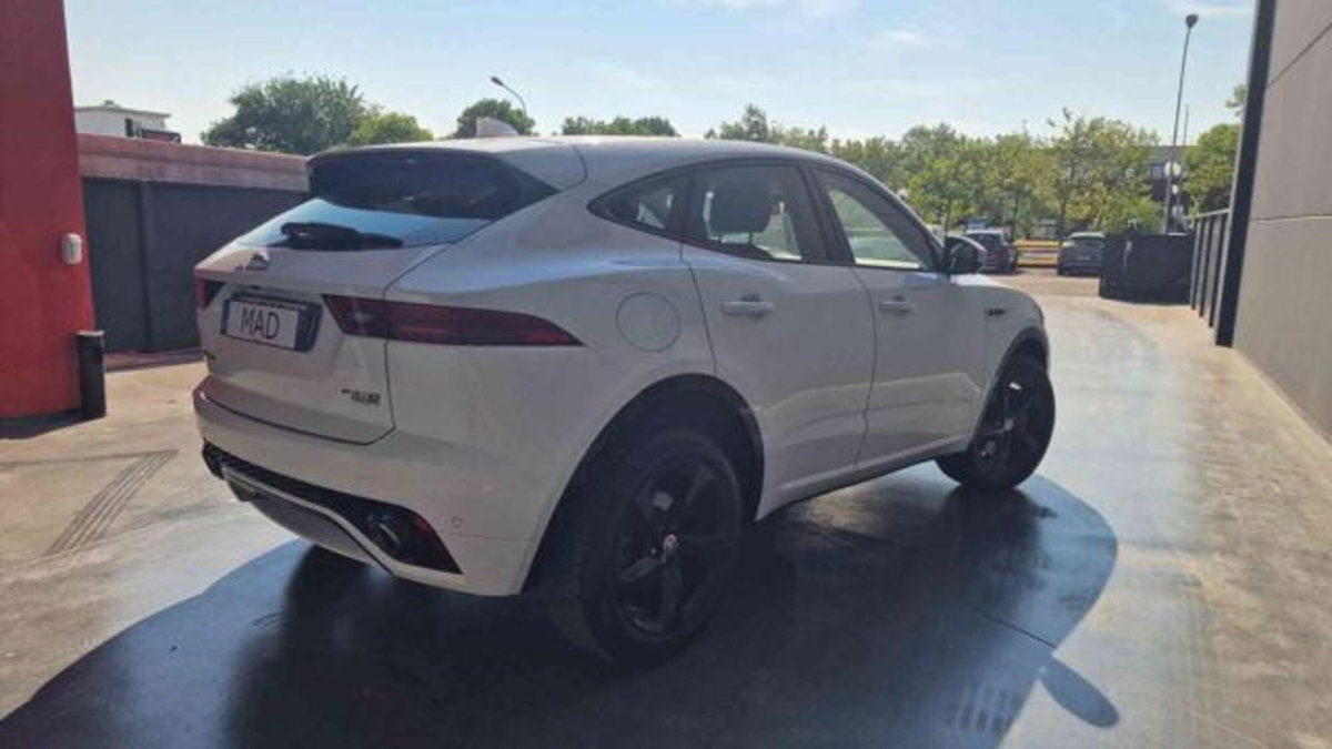 Jaguar E-Pace 2.0 AWD aut. R-Dynamic HSE (5)