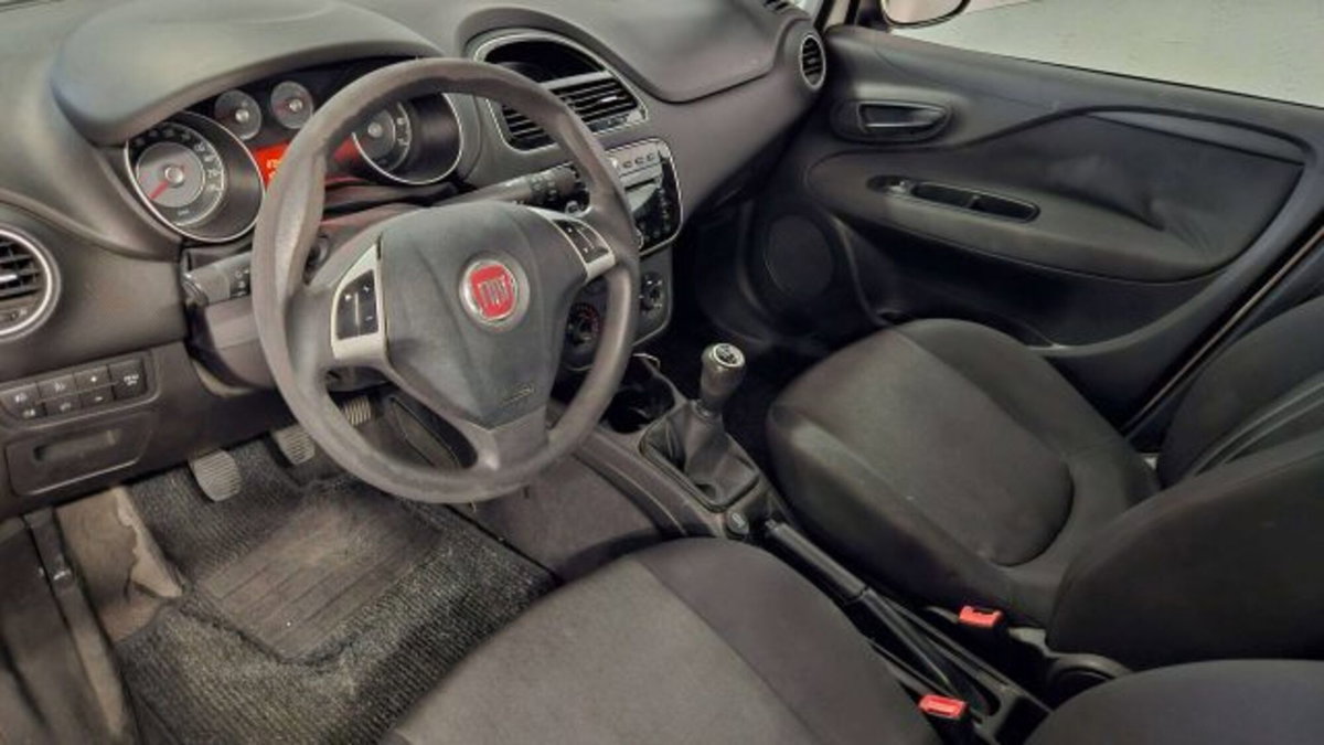 Fiat Punto 1.3 MJT II 75 CV 5 porte Street (5)