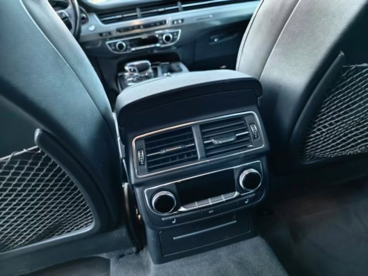 Audi Q7 3.0 TDI 218 CV ultra quattro tiptronic (10)