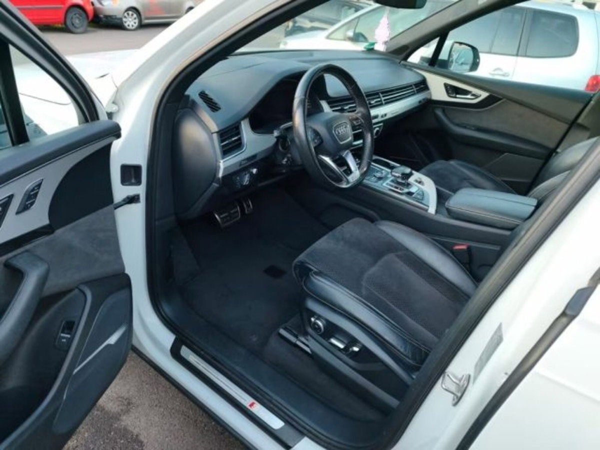 Audi Q7 3.0 TDI 218 CV ultra quattro tiptronic (5)