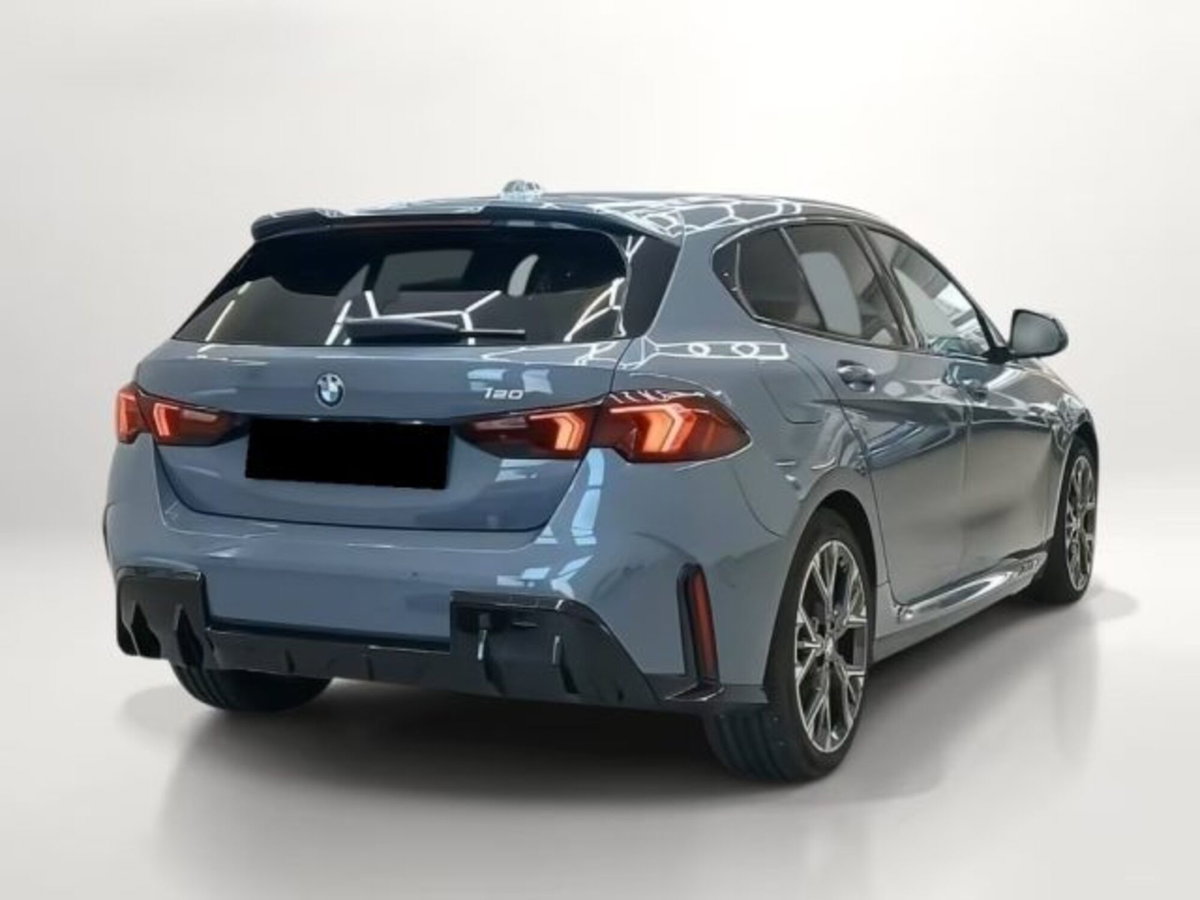 BMW Serie 1 120 48V MSport Pro auto (2)