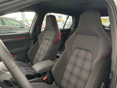 Volkswagen Golf 2.0 TSI GTI DSG (12)