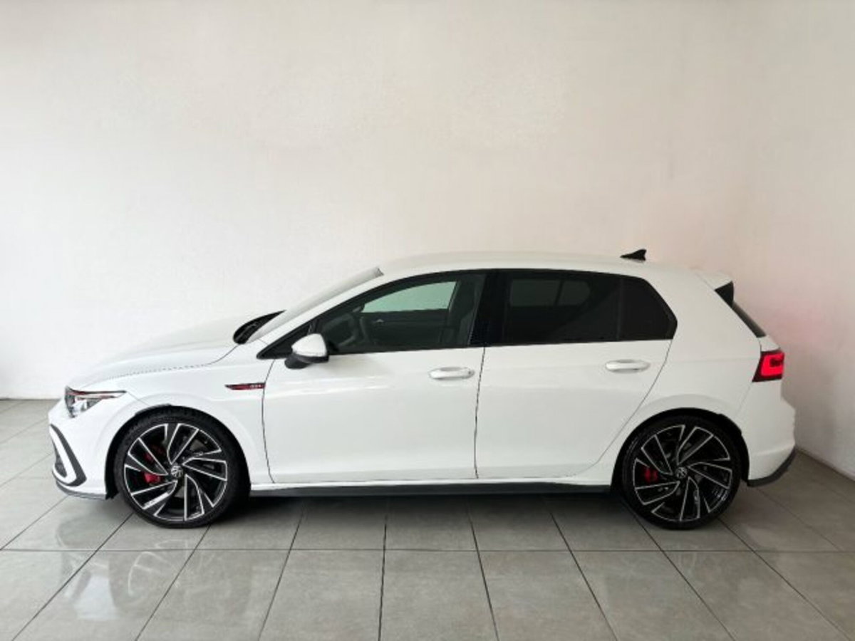 Volkswagen Golf 2.0 TSI GTI DSG (5)