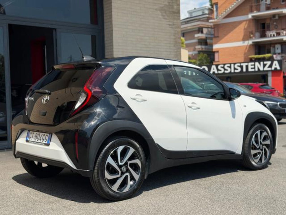 Toyota Aygo X 1.0 Trend 72cv (6)
