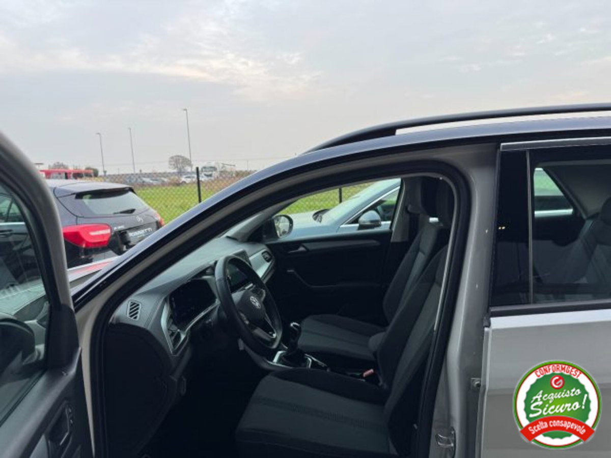 Volkswagen T-Roc 1.0 TSI R-Line (11)
