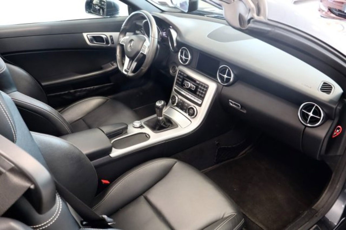 Mercedes-Benz SLK 200 CGI Edition1 (10)