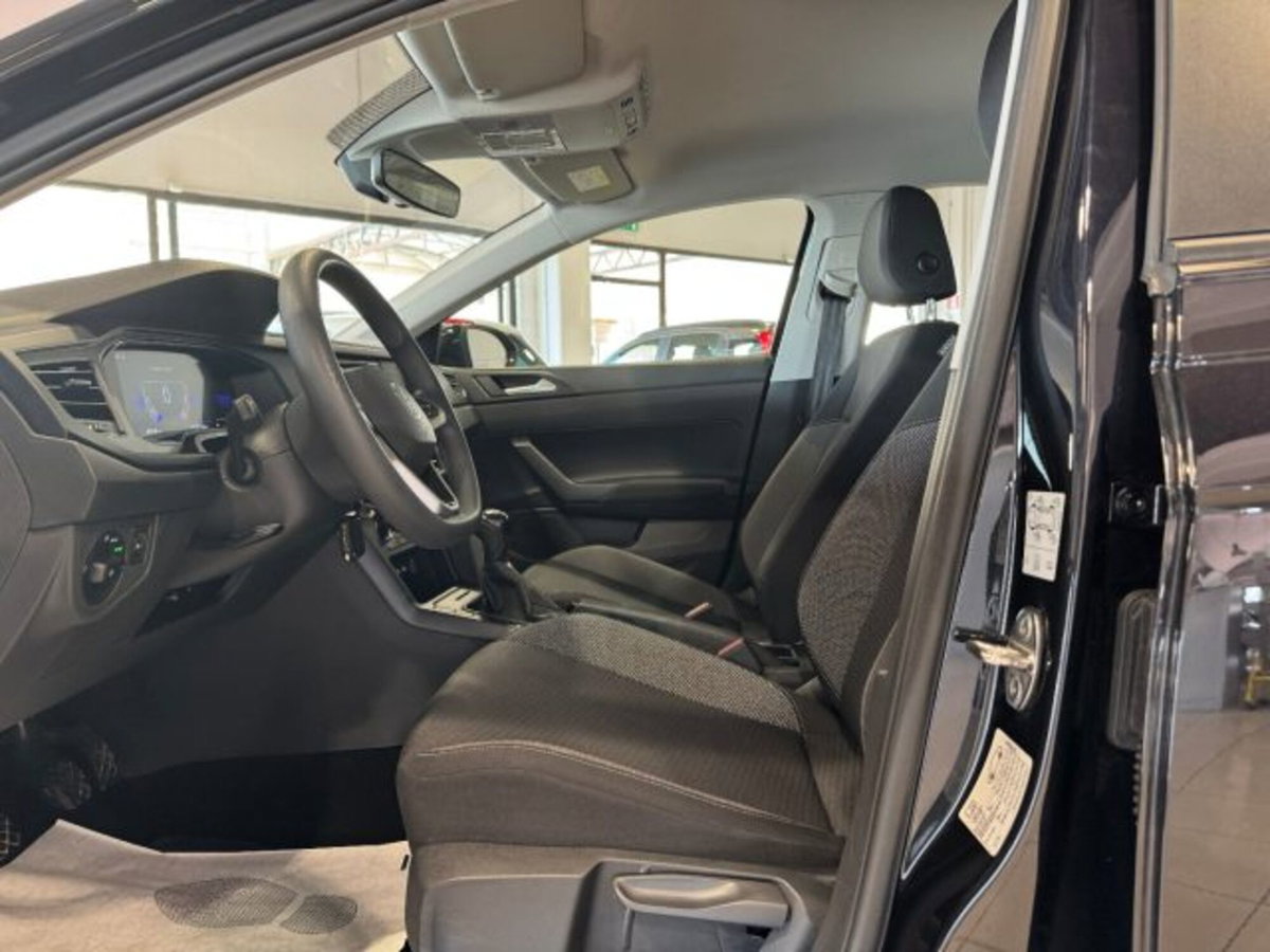 Volkswagen Taigo 1.0 tsi Life 95cv (10)