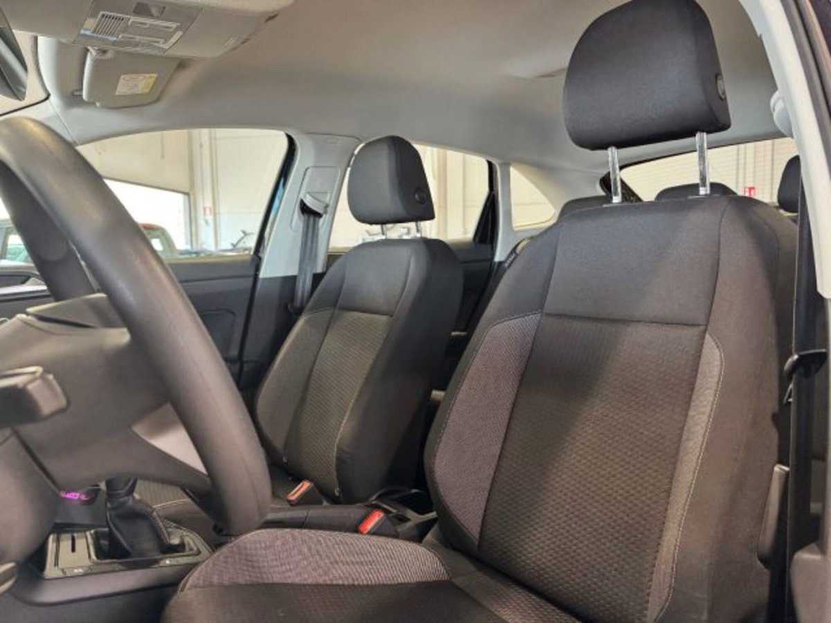Volkswagen Taigo 1.0 tsi Life 95cv (9)