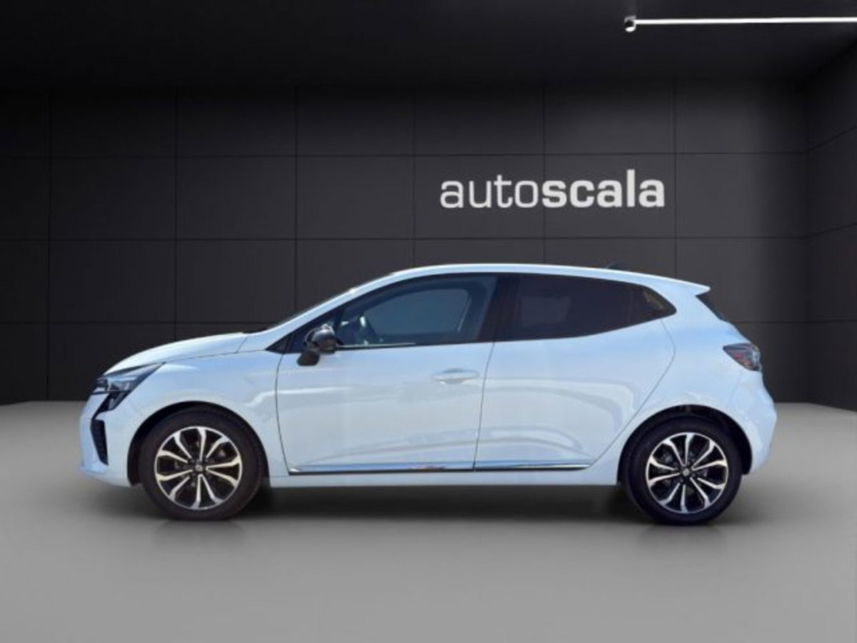 Renault Clio TCe 90 CV 5 porte Techno (2)
