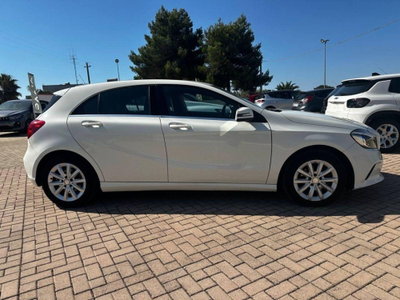 Mercedes-Benz Classe A 180 d Sport (4)