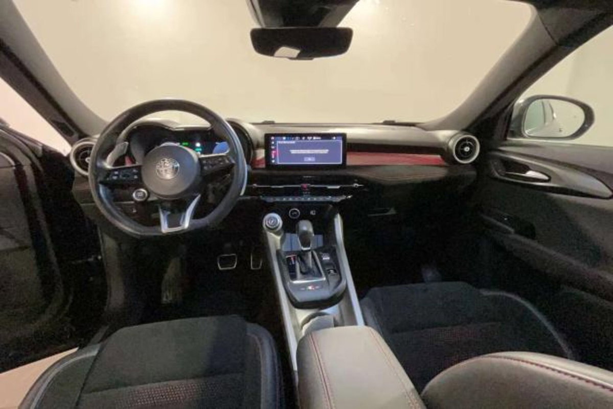 Alfa Romeo Tonale 1.3 phev Veloce Q4 280cv at6 (11)