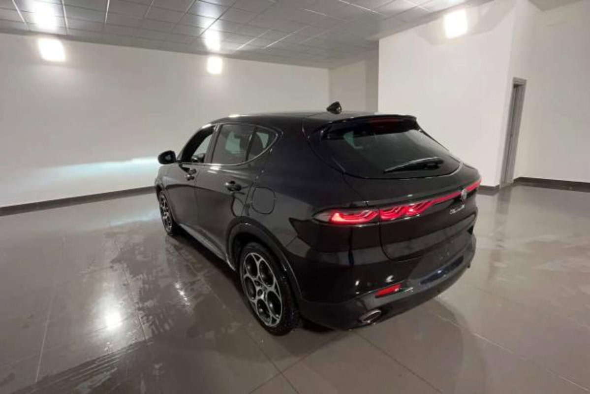 Alfa Romeo Tonale 1.3 phev Veloce Q4 280cv at6 (6)