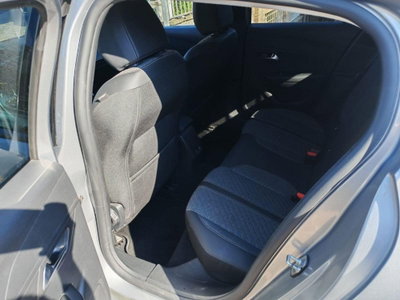 Peugeot 208 PureTech 100 Stop&Start 5 porte Allure (5)