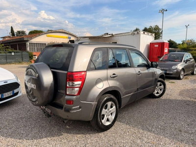 Suzuki Grand Vitara 1.9 DDiS 5 porte Executive (3)