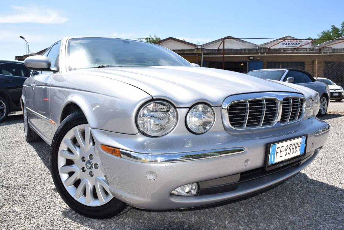 Jaguar XJ 4.2 V8 cat Executive