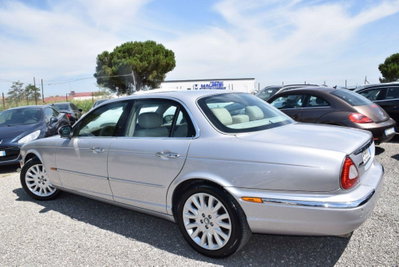 Jaguar XJ 4.2 V8 cat Executive (11)