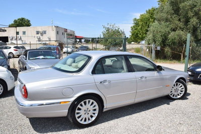 Jaguar XJ 4.2 V8 cat Executive (17)