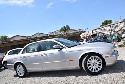 Jaguar XJ 4.2 V8 cat Executive (4)