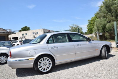 Jaguar XJ 4.2 V8 cat Executive (8)