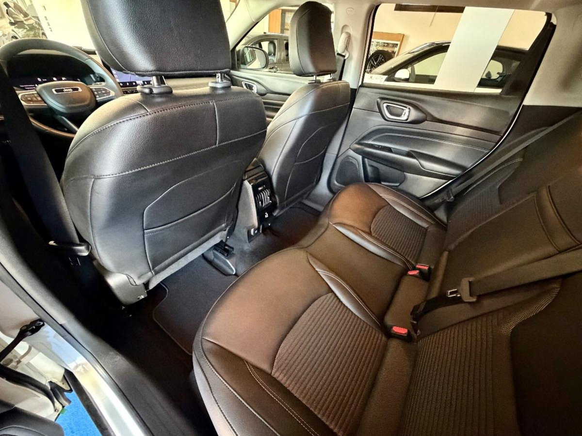 Jeep Compass 1.6 Multijet II 2WD Night Eagle (10)