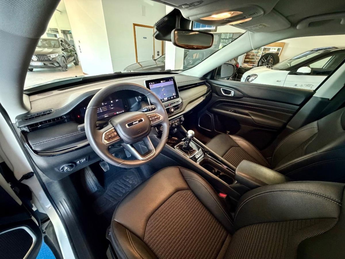 Jeep Compass 1.6 Multijet II 2WD Night Eagle (9)