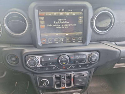 Jeep Wrangler Unlimited 2.2 Mjt II Sahara (11)