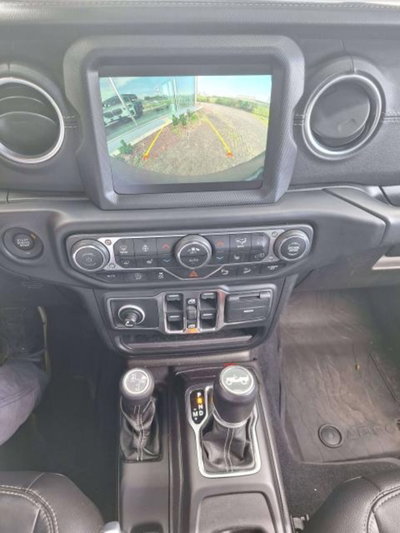 Jeep Wrangler Unlimited 2.2 Mjt II Sahara (12)