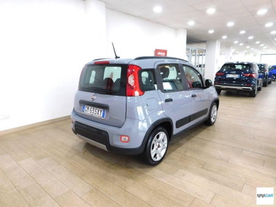 Fiat Panda 1.0 FireFly S&S Hybrid City Cross (3)