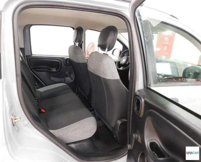 Fiat Panda 1.0 FireFly S&S Hybrid City Cross (7)