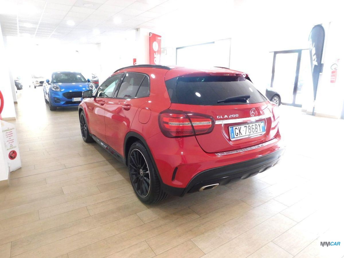 Mercedes-Benz GLA SUV 200 Automatic Sport (4)