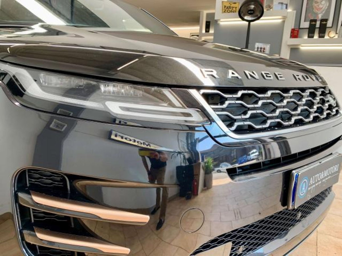 Land Rover Range Rover Evoque 2.0D I4-L.Flw 150CV AWD Auto R-Dynamic SE (6)