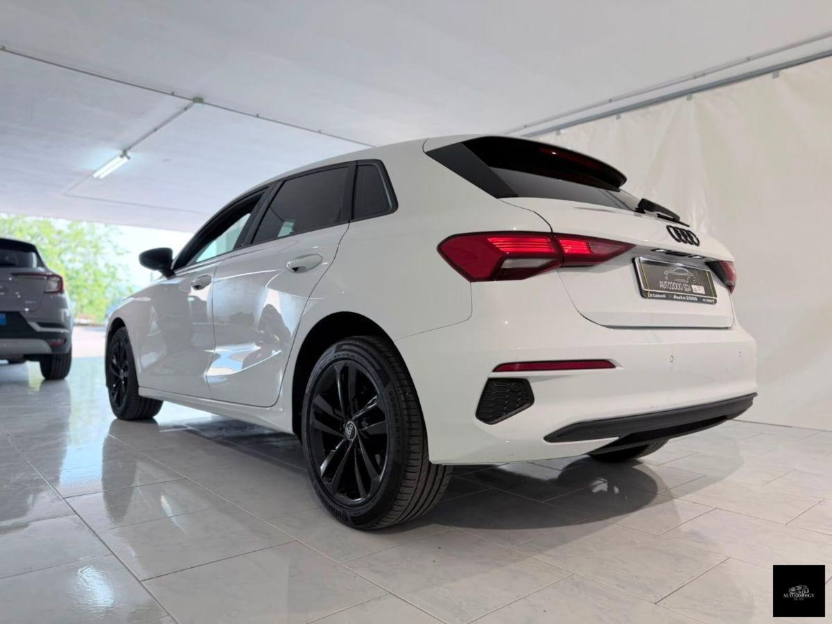 Audi A3 Sportback 2.0 tdi 116cv (9)
