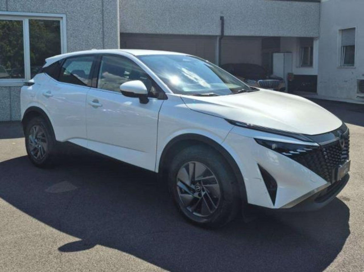 Nissan Qashqai 1.3 mhev Tekna 2wd 140cv (3)