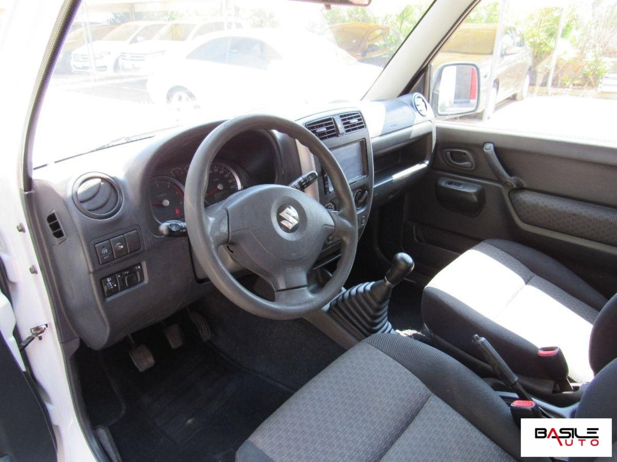 Suzuki Jimny 1.5 DDiS cat 4WD (10)