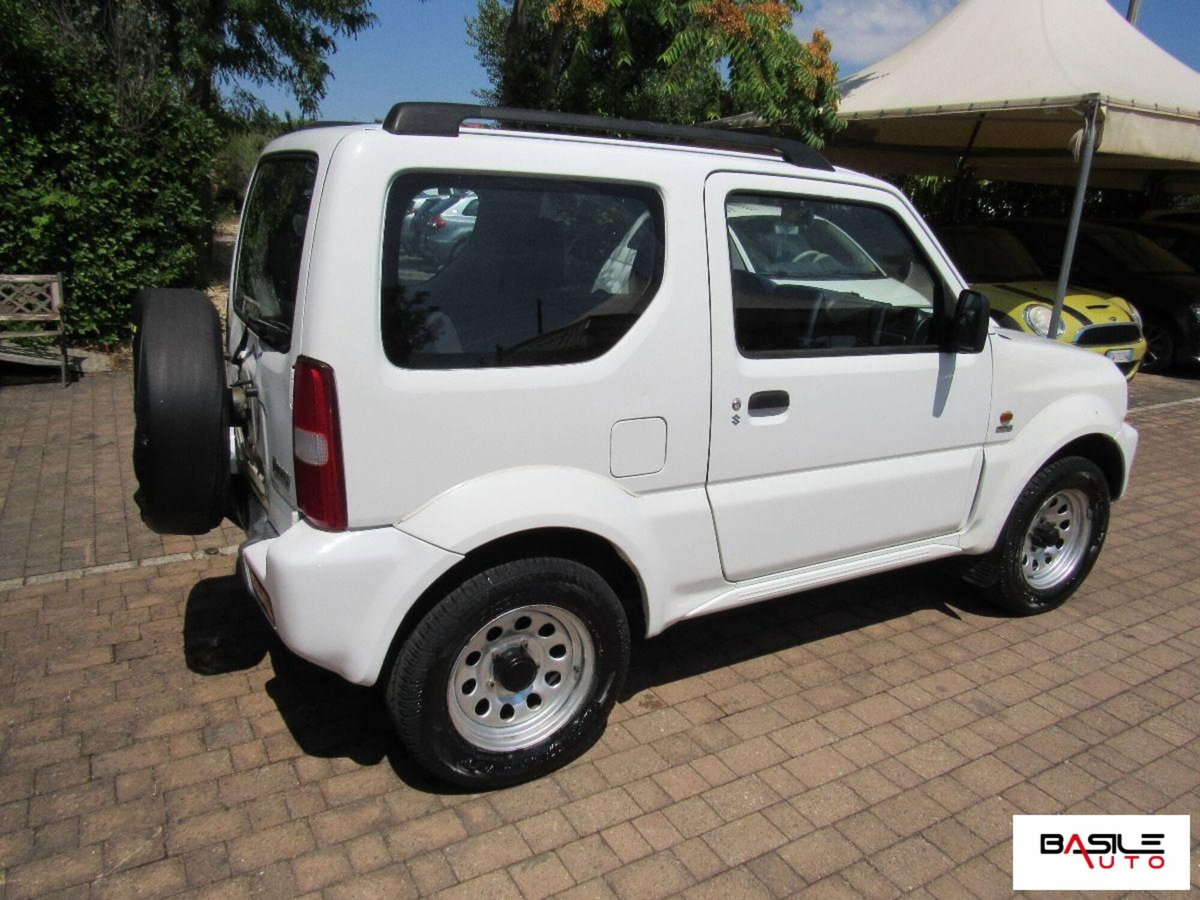 Suzuki Jimny 1.5 DDiS cat 4WD (6)