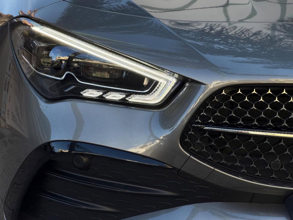 Mercedes-Benz CLA 200 d Automatic Premium (11)