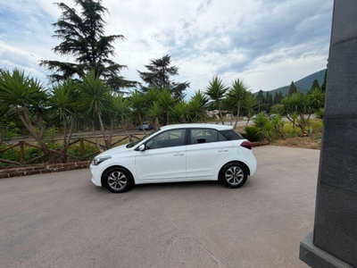 Hyundai i20 1.2 5 porte Connectline (3)