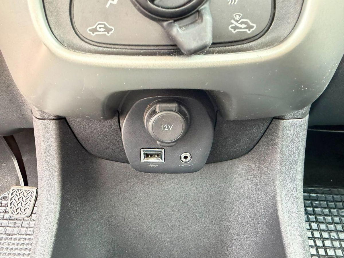 Citroen C1 Airscape C1 Airscape VTi 68 5 porte Shine (15)