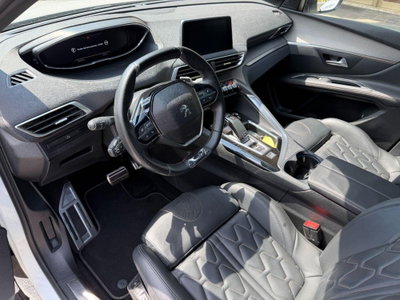 Peugeot 5008 BlueHDi 180 S&S EAT6 GT (11)
