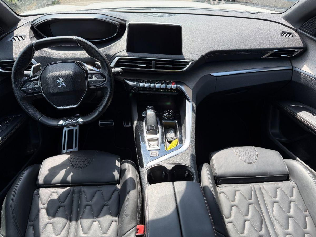 Peugeot 5008 BlueHDi 180 S&S EAT6 GT (12)