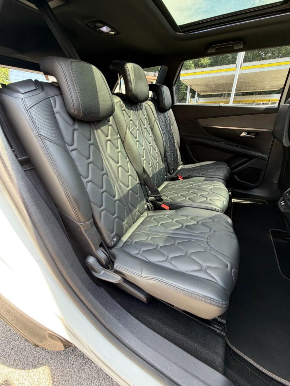 Peugeot 5008 BlueHDi 180 S&S EAT6 GT (19)